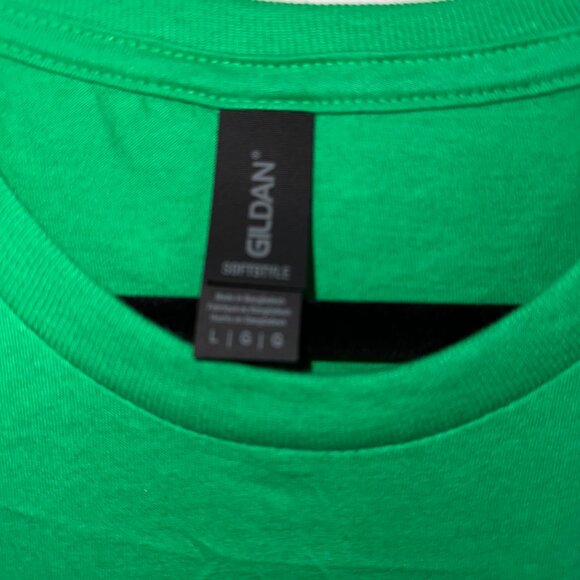 NEW Handcrafted St. Patrick's Day Shirt Size Large - Picture 3 of 4